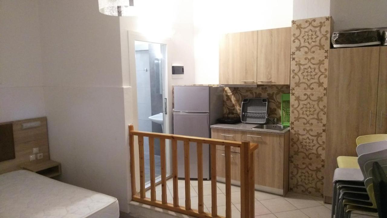 Psarou Apartments Paralía Skotínis 外观 照片